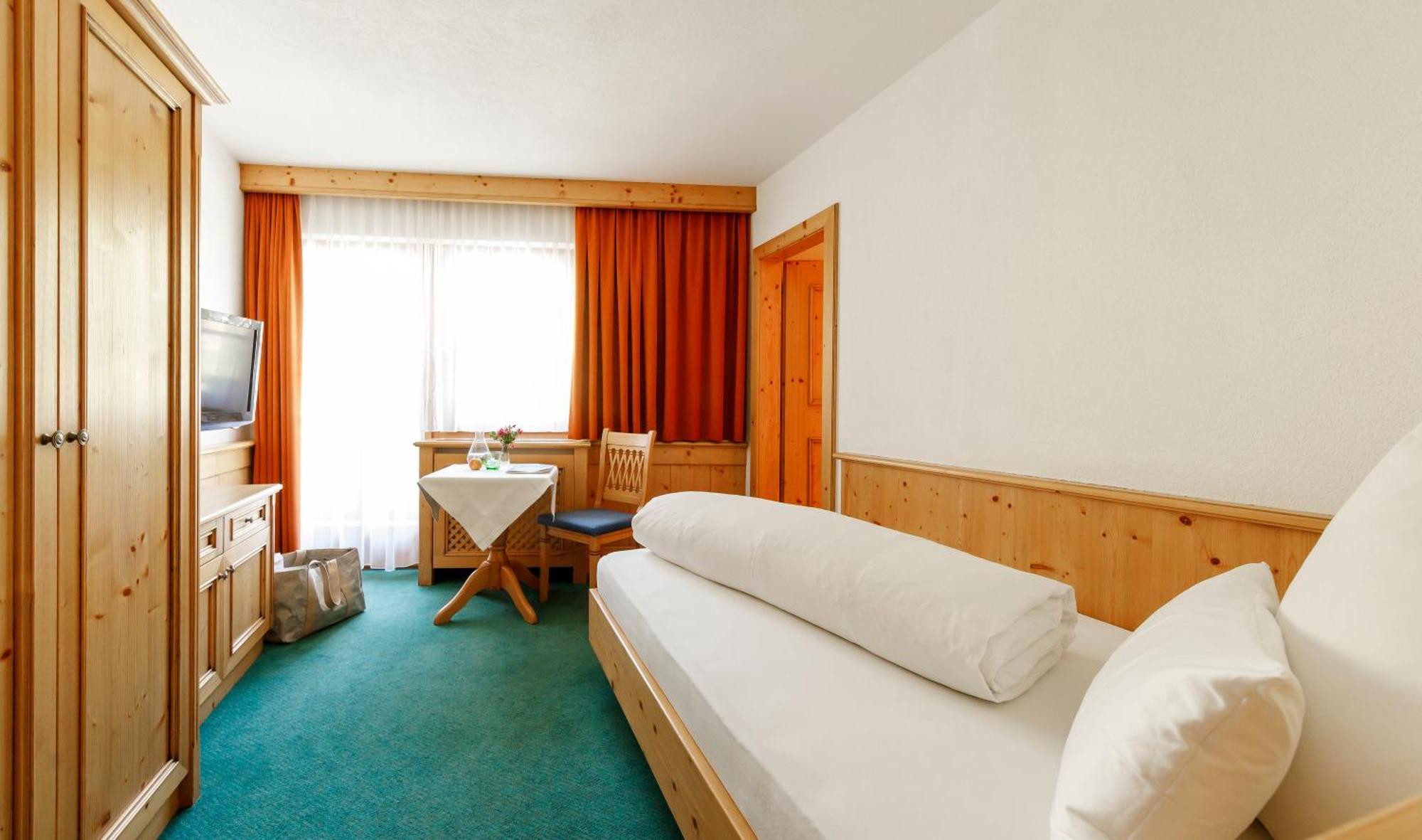 Hotel Astoria Samnaun Kültér fotó