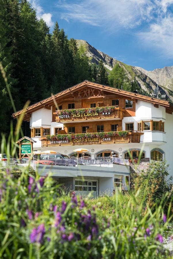 Hotel Astoria Samnaun Kültér fotó